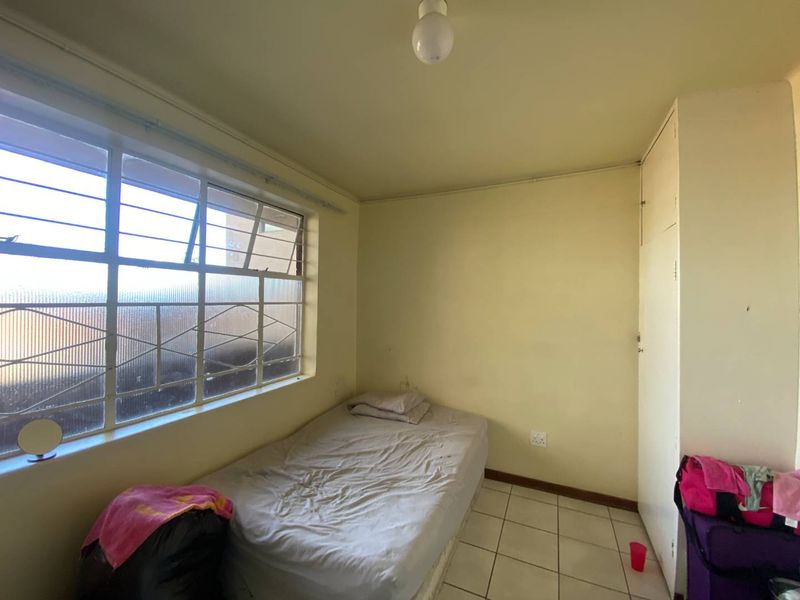 Well suited lock and go unit in Krugersdorp - Photo 6