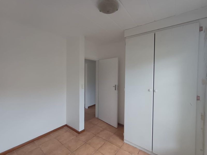 Ground Floor Gem with Private Garden – Perfect for Investors or First-Time Buyers! - Photo 8