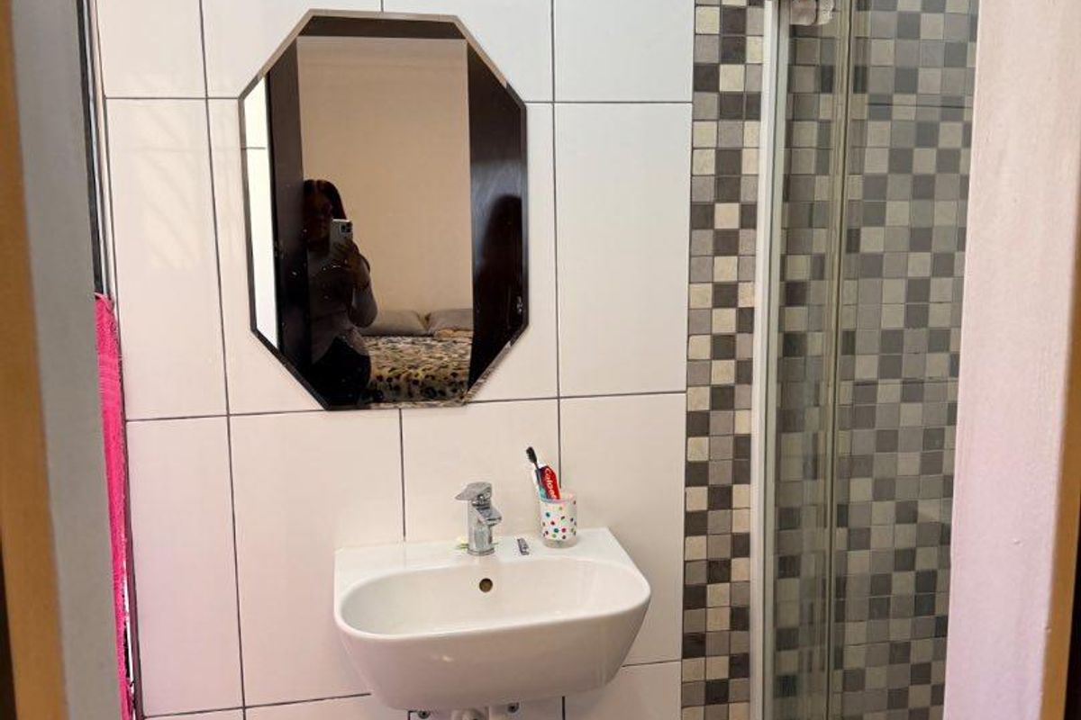 Free standing townhouse in Otjomuise for sale - Photo 5