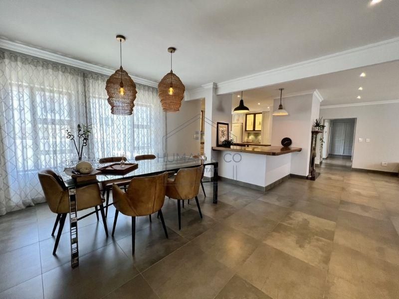 Luxurious 5-Bedroom Home with exquisite finishes in prime Meersig Area. - Photo 5