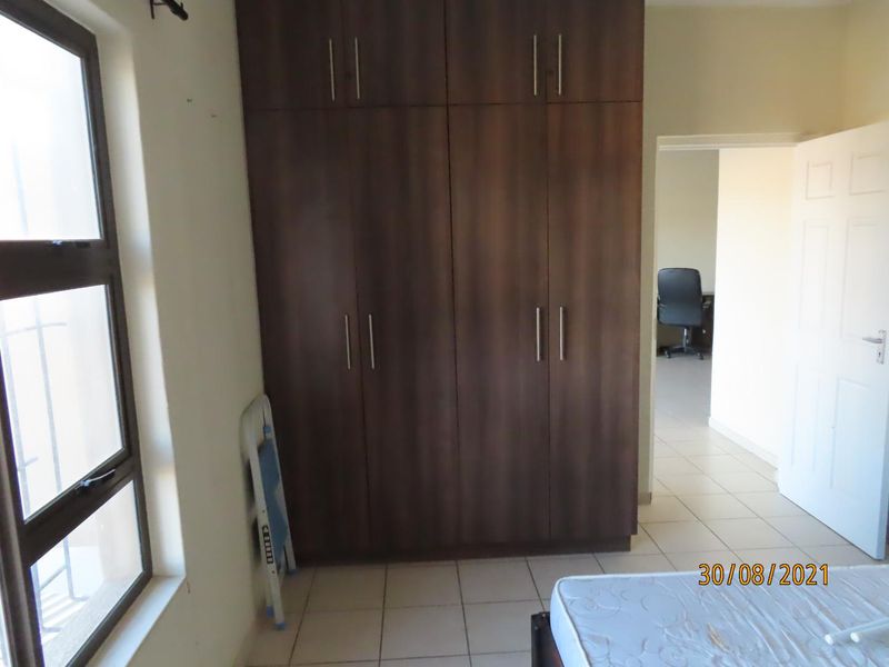 Apartment with balcony in walking distance to city centre - Photo 9