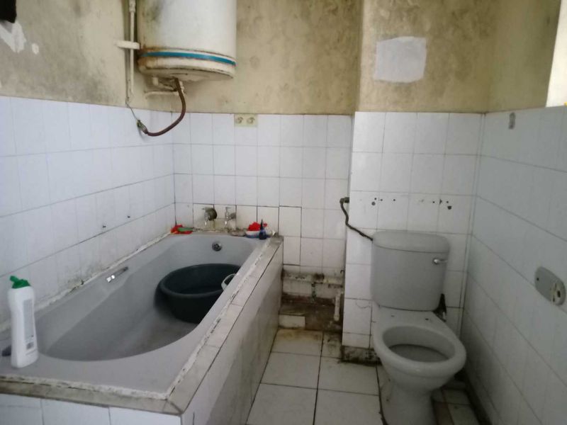 FIXER UPPER UNIT FOR SALE IN DURBAN CENTRAL! - Photo 8