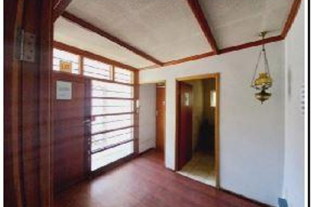 FOR SALE / TO LET - Photo 3