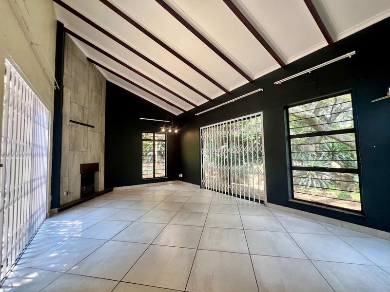 Your Dream Family Home Awaits! - Photo 3