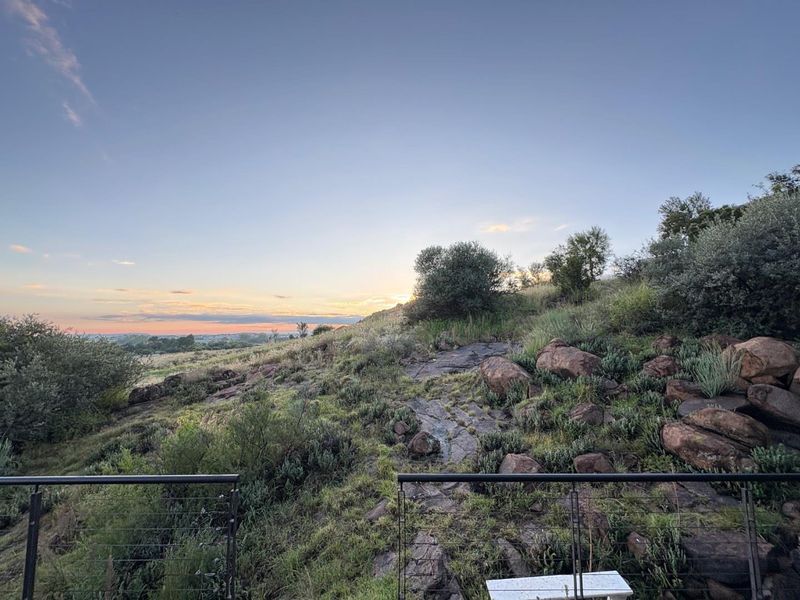 GREEN BELT LIVING  WITH BREATHTAKING VIEWS - Photo 2