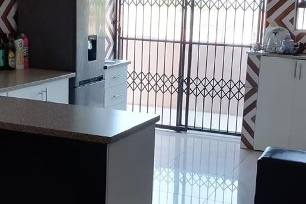 Perfect for business or investment - Photo 5