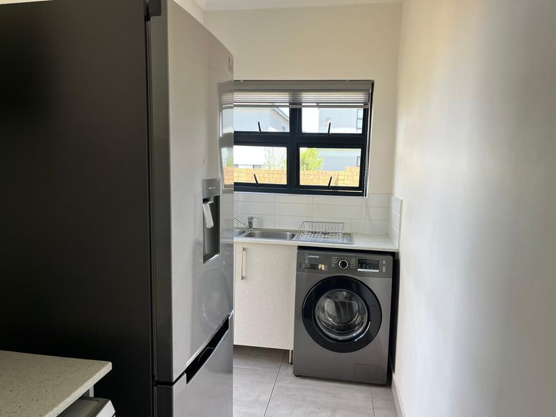 3 bedroom Townhouse - Find Your Family’s Perfect Home in Thatchfield Ridge - Photo 7