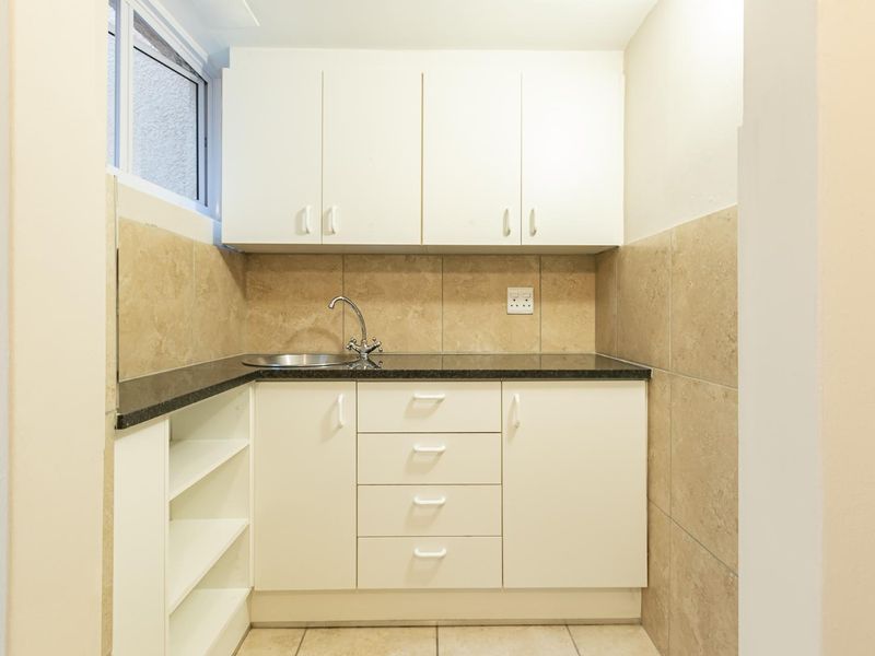 Exclusive One-Bedroom Life Rights Opportunity in Rondebosch - Photo 8