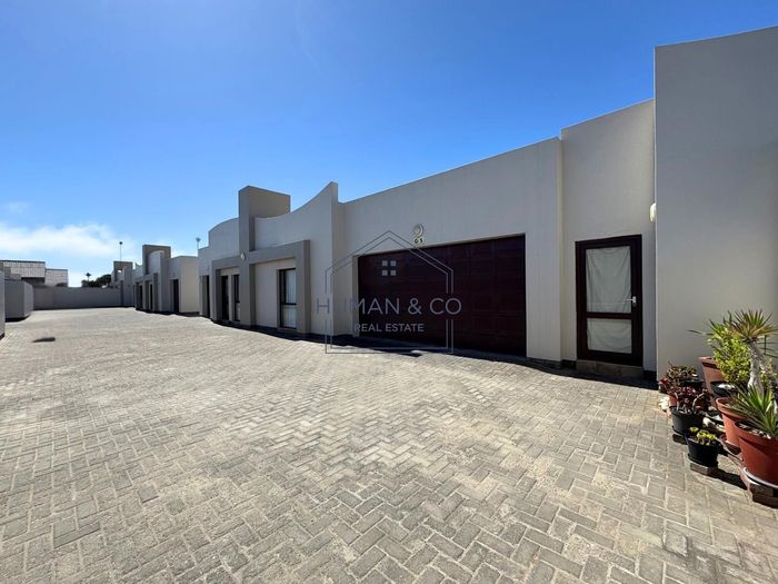 Property #2377393, Townhouse Sold in Walvis Bay Central