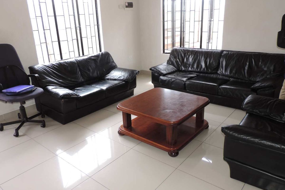 Immaculate home in Leopards Rest, Albertsdal - Photo 3