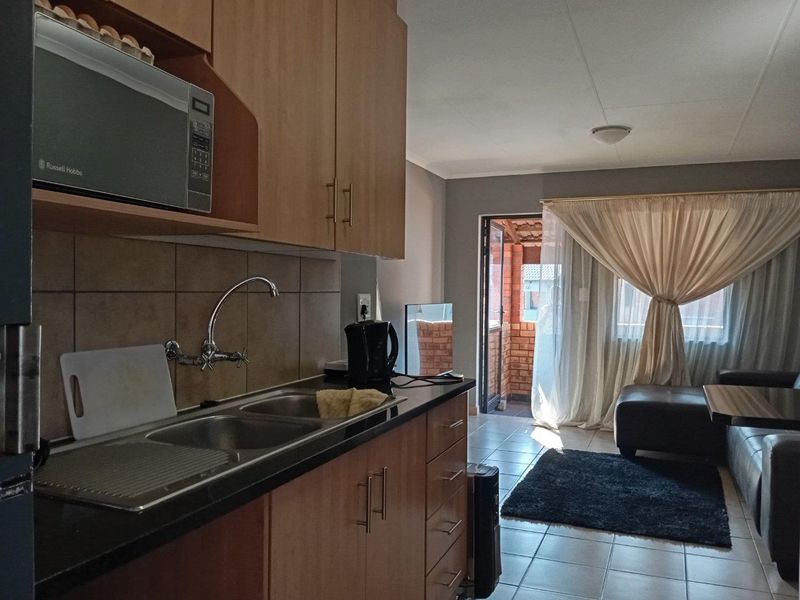 Lovely 2 Bedroom Apartment for sale - Photo 2
