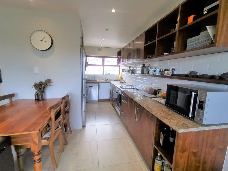 Furnished 2 bed apartment in Rosebank - Photo 3