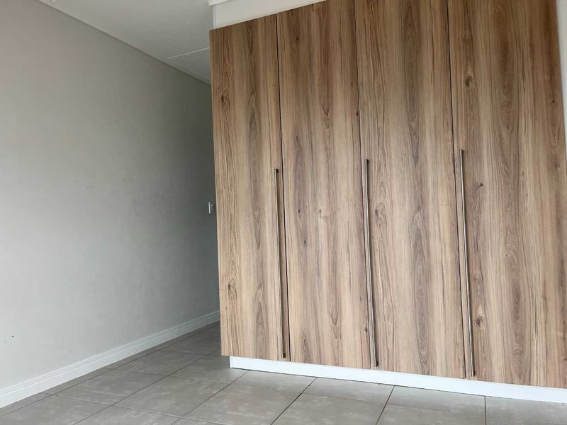 Sole mandate apartment priced to sell... - Photo 10