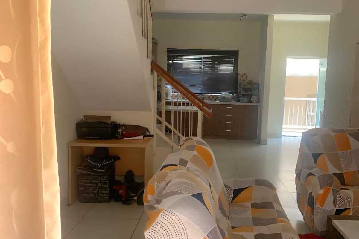 TOWNHOUSE FOR SALE - Photo 4