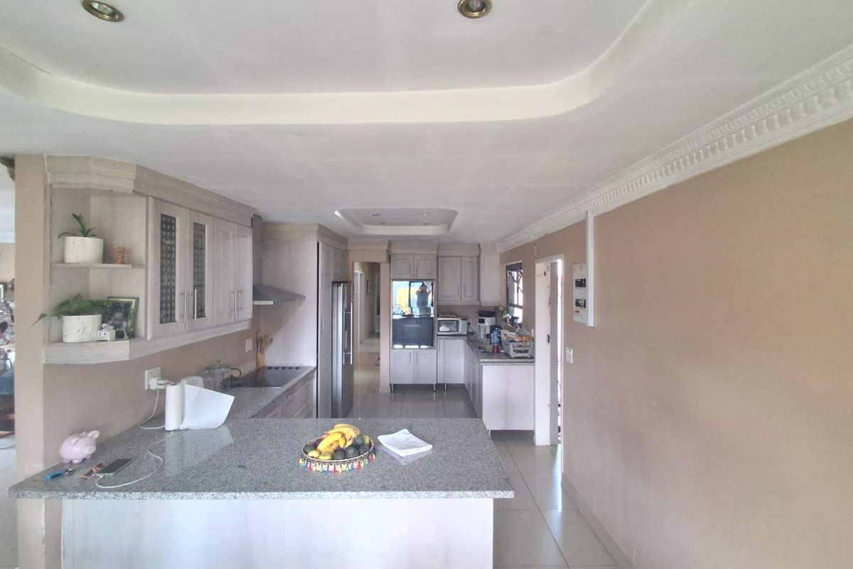 3 Bedroom House in Silverton Ext - Photo 5