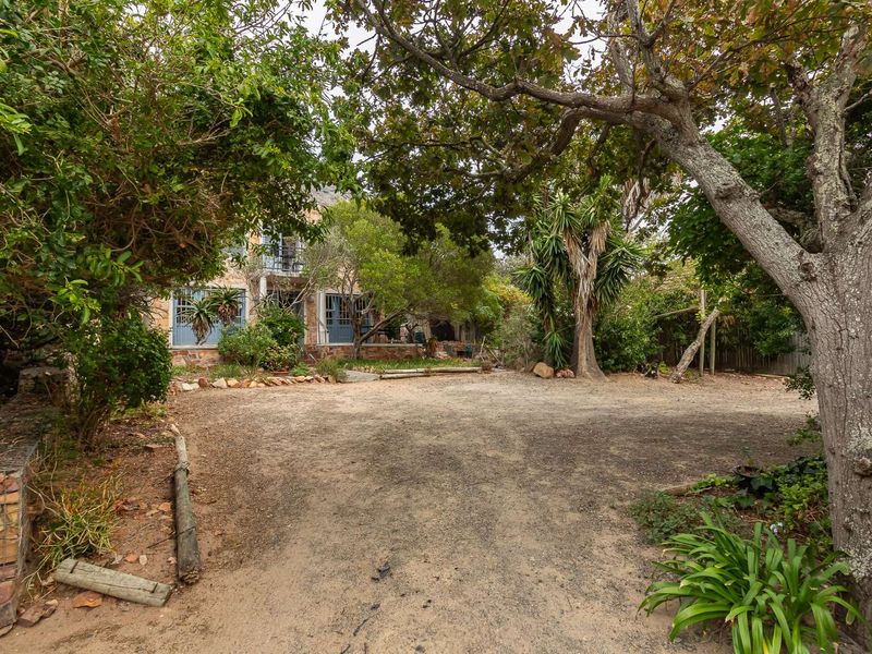 Mountainside Property With Room To Grow - Photo 4