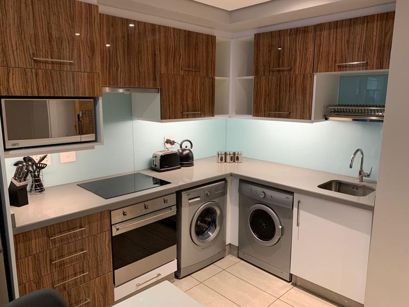 Luxury Sea-Facing Apartment for Sale in Umhlanga – Exclusive Beachfront Living - Photo 5