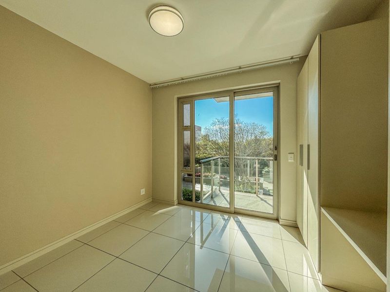 Luxury Modern 2 Bedroom, 2 Bathroom Apartment for Sale in Prime Rosebank location - Photo 9