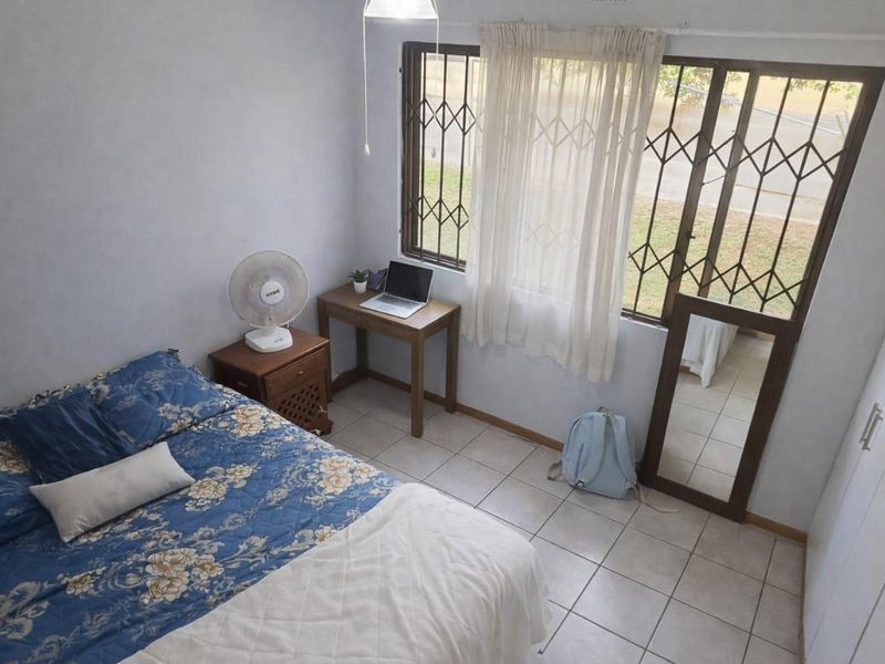 Spacious 3-Bedroom Home with Pool in Birdswood, Richards Bay - Photo 7