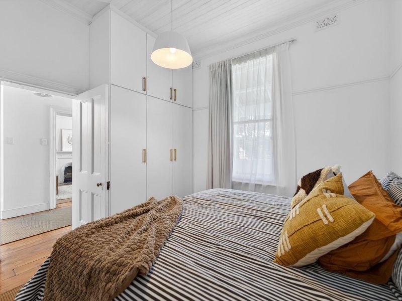 Terraced Victorian - Photo 7