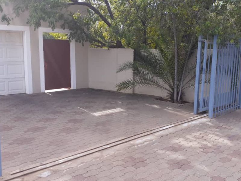 Garden Flat FOR RENT - 1 June 2026 - Photo 8