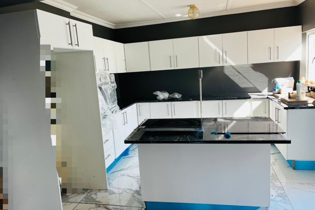 Freestanding House For Rent - Photo 3