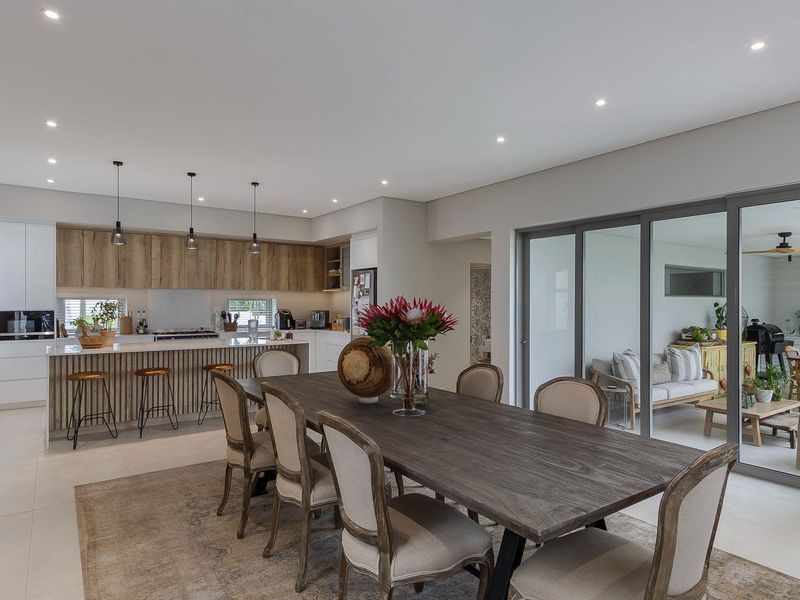 Elegant Family Home in Exclusive Westruther Estate, Paradyskloof – Stellenbosch - Photo 7