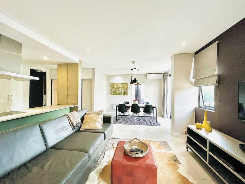 Parkmore Perfection: Exquisite 2-Bedroom with Private Garden - Photo 10