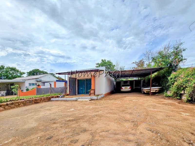 Outjo:  Quaint Cottage-Style Home for Sale - Photo 3