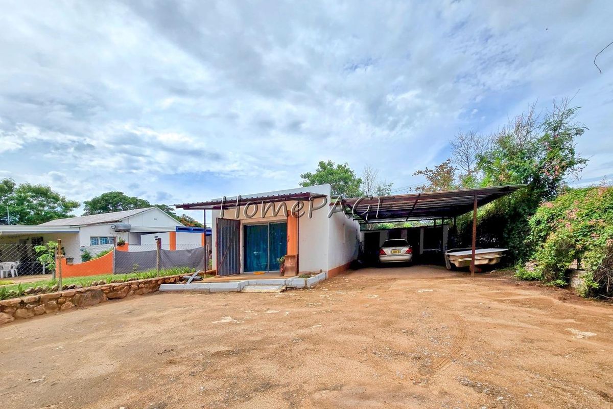 Outjo:  Quaint Cottage-Style Home for Sale - Photo 3