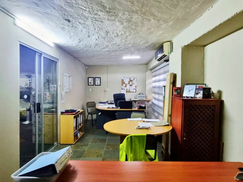 Glen Anil Industrial Unit for Sale | Business Operations Base - Photo 3