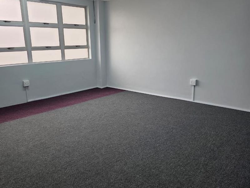 Perfect Warehouse with Showrooms & Storage – Business Ready - Photo 10