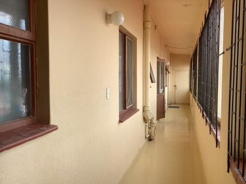 Perfect to trade and live Business Property in CBD - Photo 3