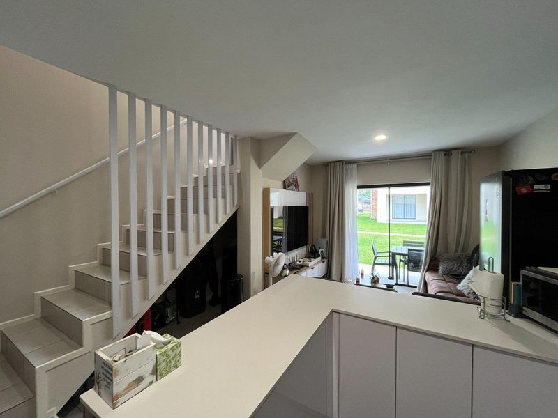 Newly Renovated 2-Bedroom Duplex – Kings Gate Estate Price: R1,180,000 | No Transfer Duty - Photo 9