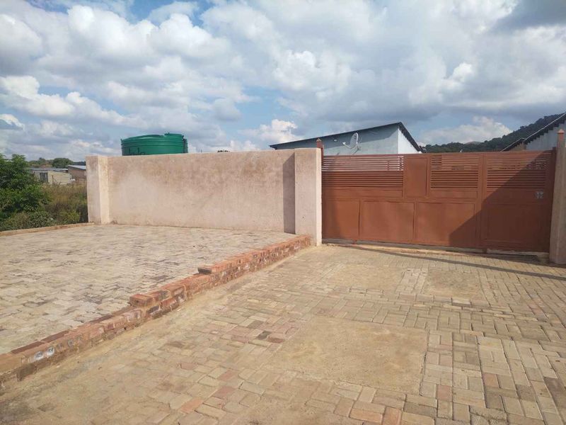 Investment property for sale in Soshanguve South - Photo 4