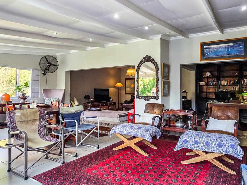 Spacious Family Home For Sale - Photo 3