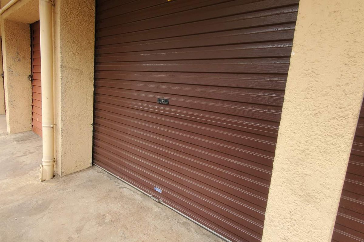 Lock-up-and-Go lifestyle in secure Melkbos complex!" - Photo 3