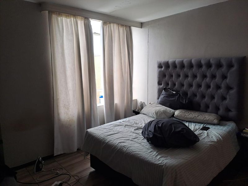 Spacious 5 Bedroom apartment is now ready for a new owner! - Photo 7