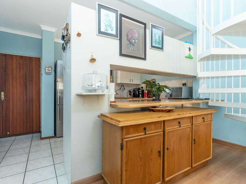 Dream Home Awaits - Photo 9