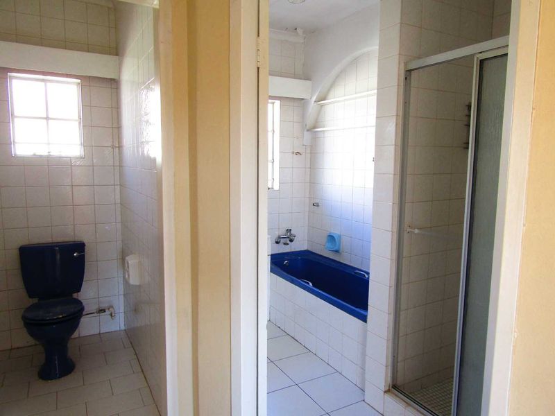Secure Retirement Village for the Elderly. - Photo 6
