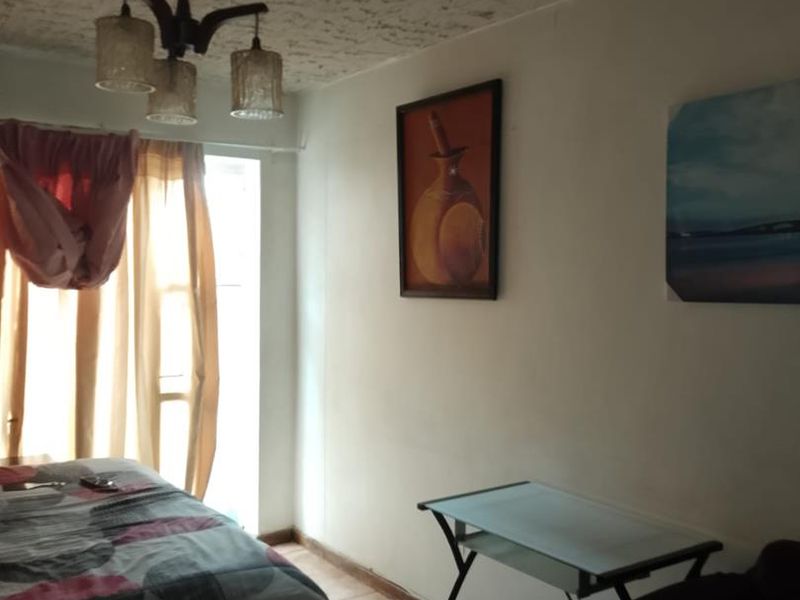 NEAT SPACIOUS 2 BED FLAT IN SILV - Photo 10
