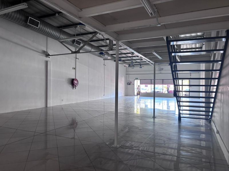 Prime Retail Space in Durban’s Iconic Shopping Centre Available Now! - Photo 5