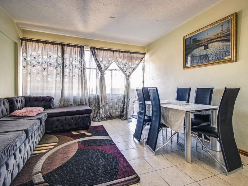 STUNNING 6TH FLOOR UNIT WITH CRICKET CLUB VIEWS! - Photo 6