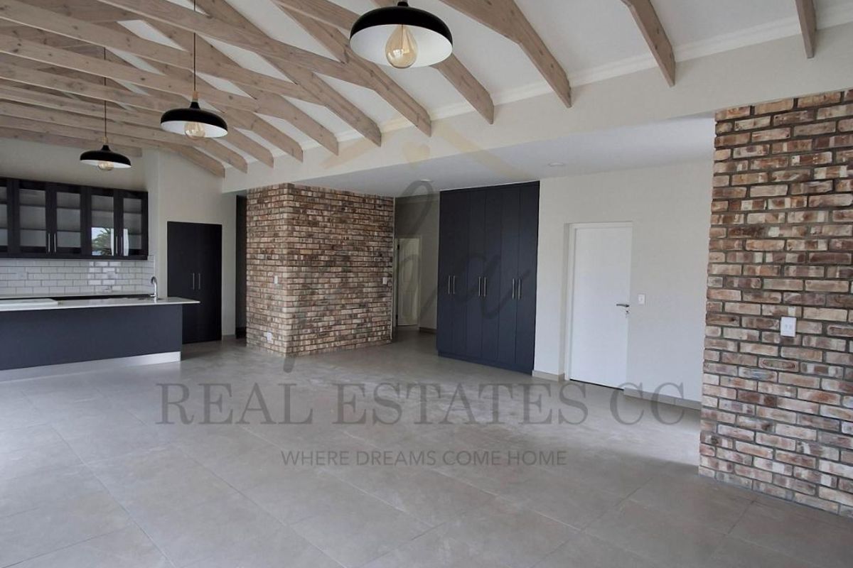 Modern Family Home Under Construction. - Photo 2