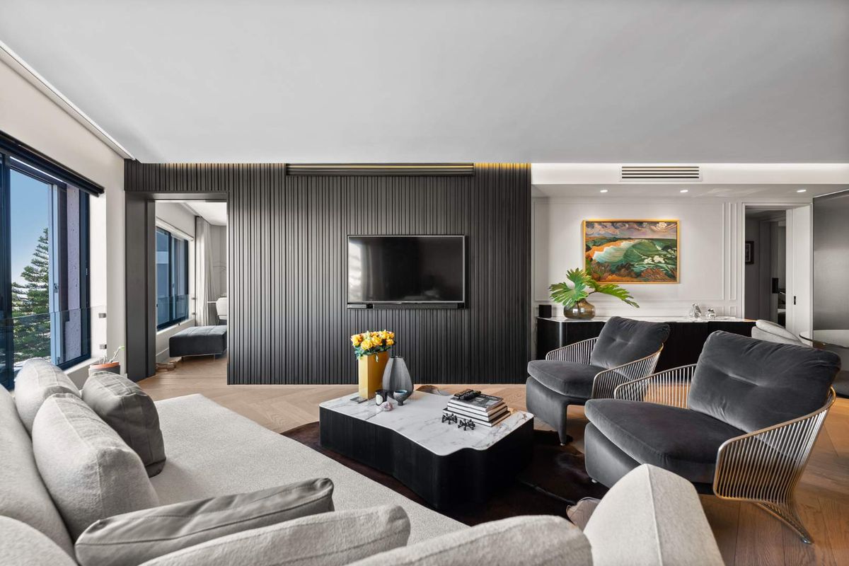 Prime Position with Postcard Perfect Sea and Promenade Views - Photo 5