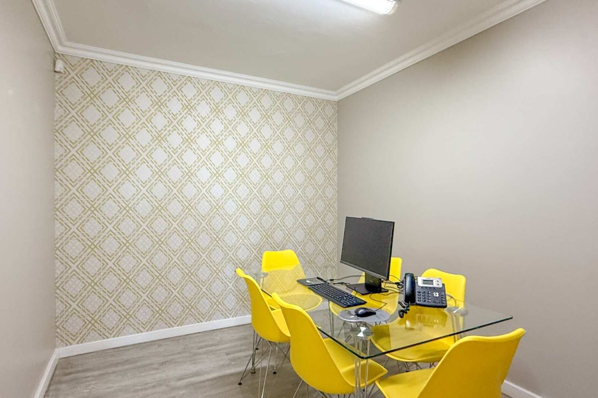 Offices plus Penthouse Apartment - Photo 4