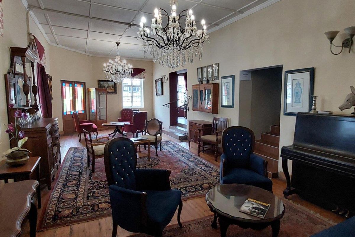 Pig and Whistle Inn – South Africa’s Oldest Continuously Licensed Pub for Sale - Photo 3