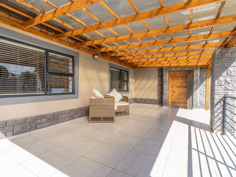 Beautiful Family Home for Sale in Horison - Photo 5