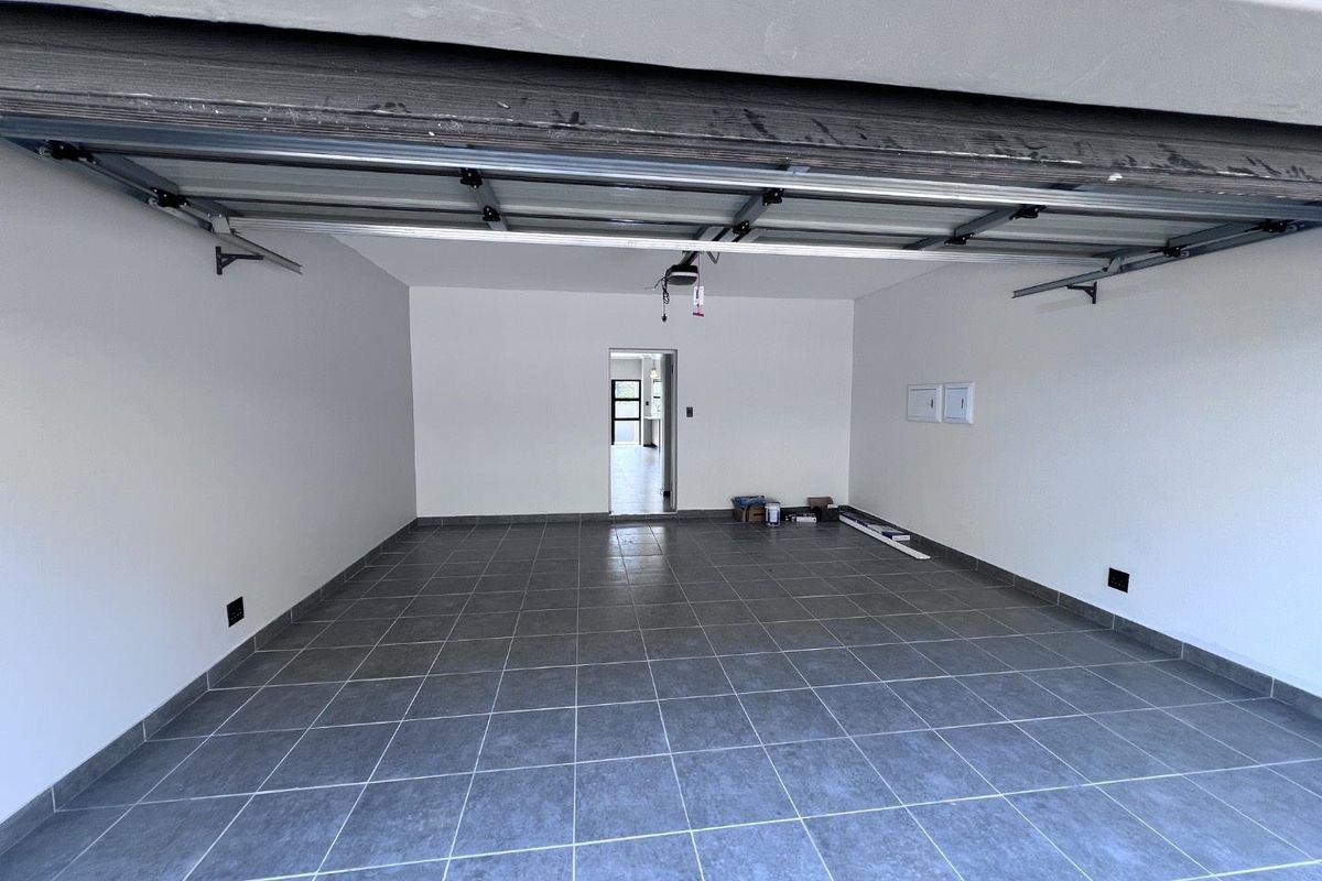 Modern 3-Bedroom Cluster in Prime Bryanston East – No Transfer Costs! - Photo 3