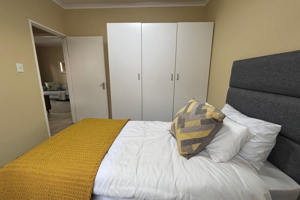 2 Bedroom units with security - Photo 3